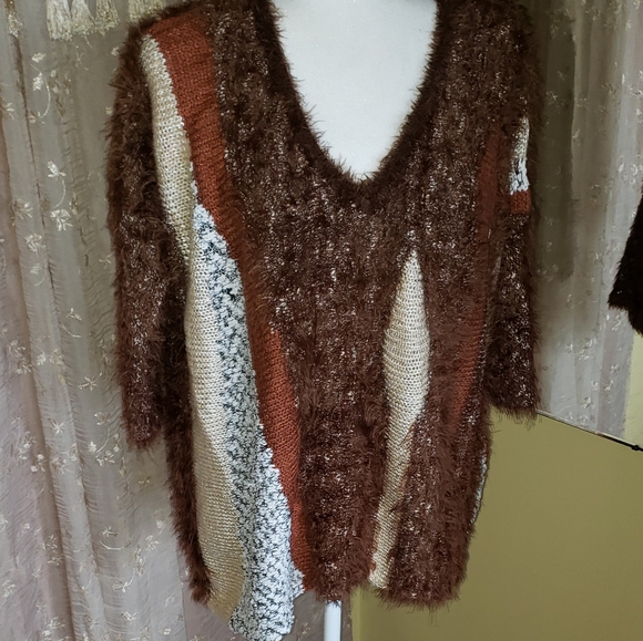 Vip | BOHO Multi Thread Sweater - Picture 7 of 13